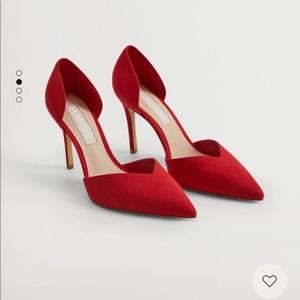 Red pointed toe Pumps